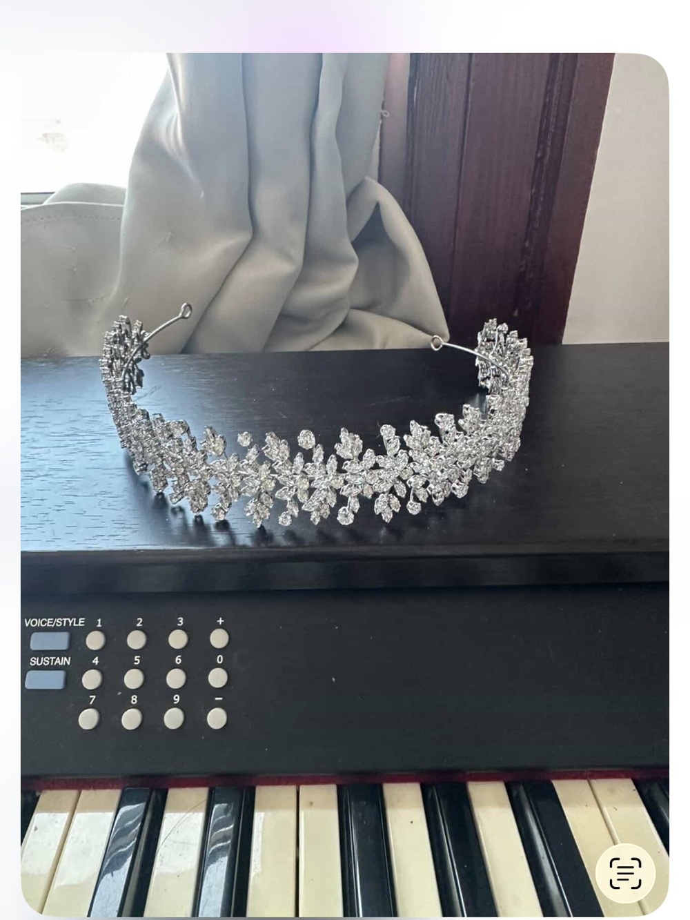 Wedding accessories and veil